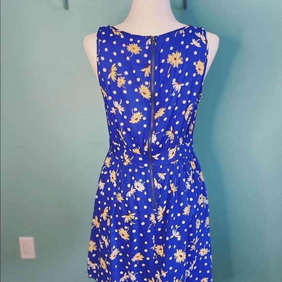 Forever 21 sunflower and polka dot sundress - Picture 3 of 3